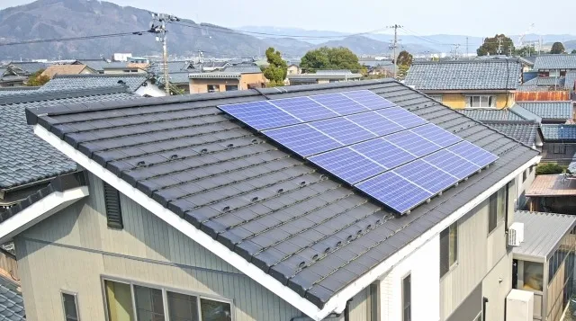 外壁塗装と太陽光パネルを同時にする利点7選